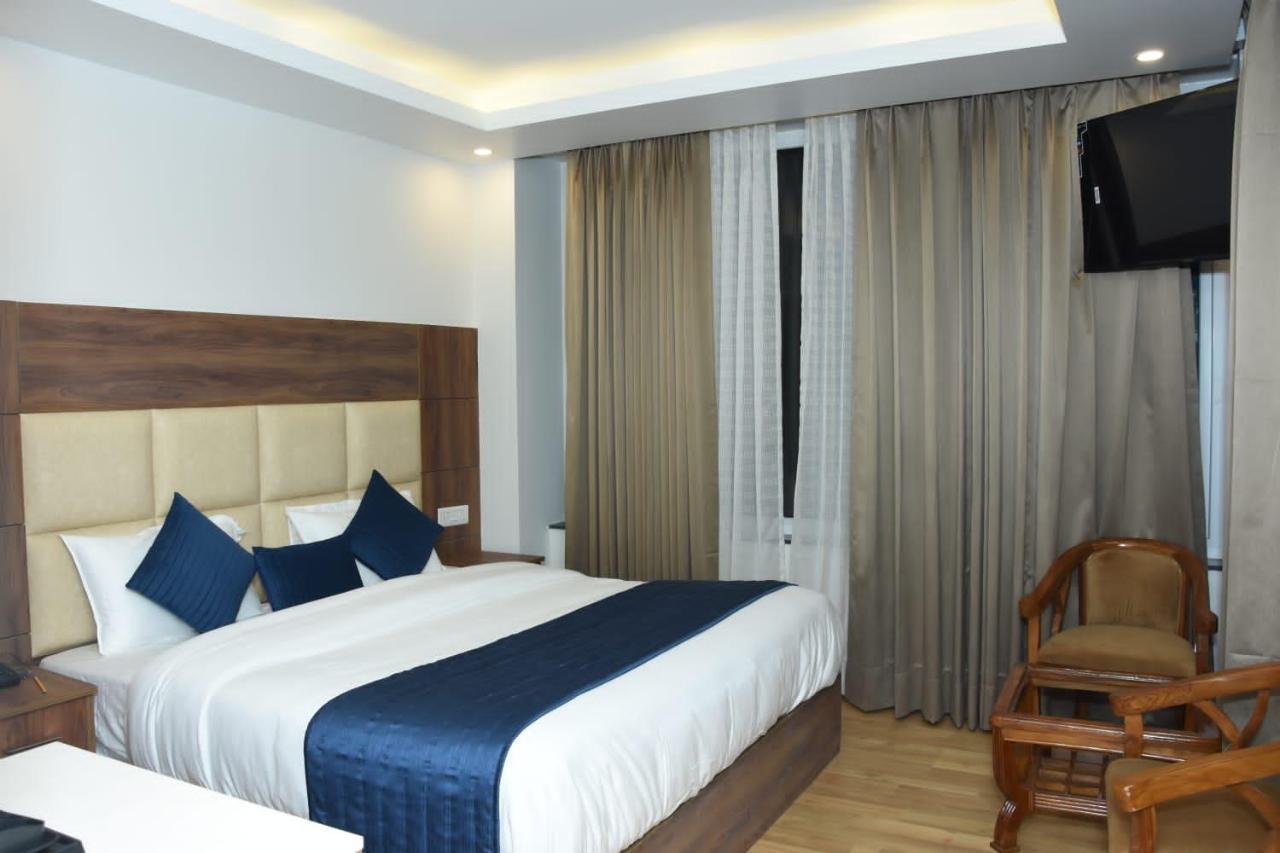 Bed and Breakfast The Orison Shimla Zewnętrze zdjęcie